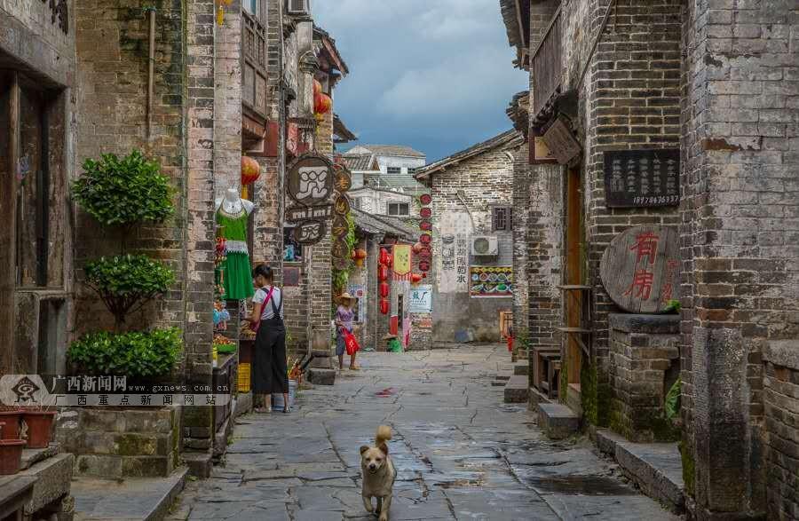 德惠市公安局:交管大队走访约谈高风险运输企业,夯实安全基础